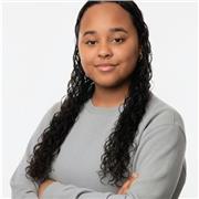 Profesora de historia, que imparte clases particulares a niños de todas las edades